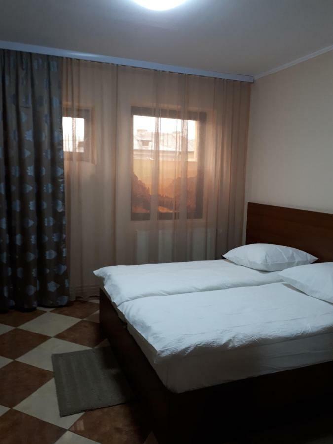 Victoria 1 Apartment กัมปีนา ภายนอก รูปภาพ