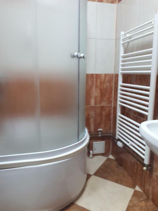 Victoria 1 Apartment กัมปีนา ภายนอก รูปภาพ